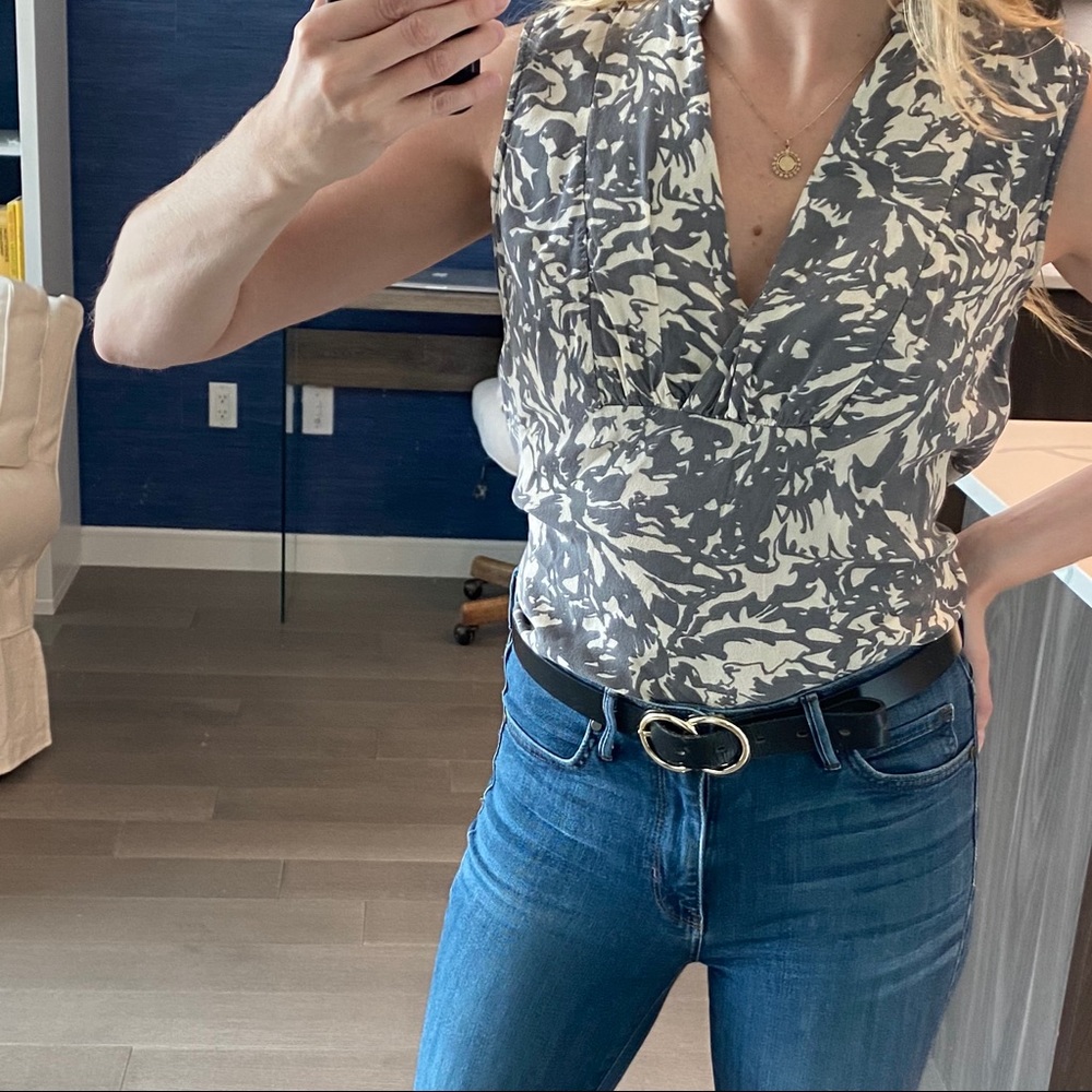Banana Republic Cute Top!